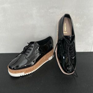 Ladies ALDO platform genuine leather shoes